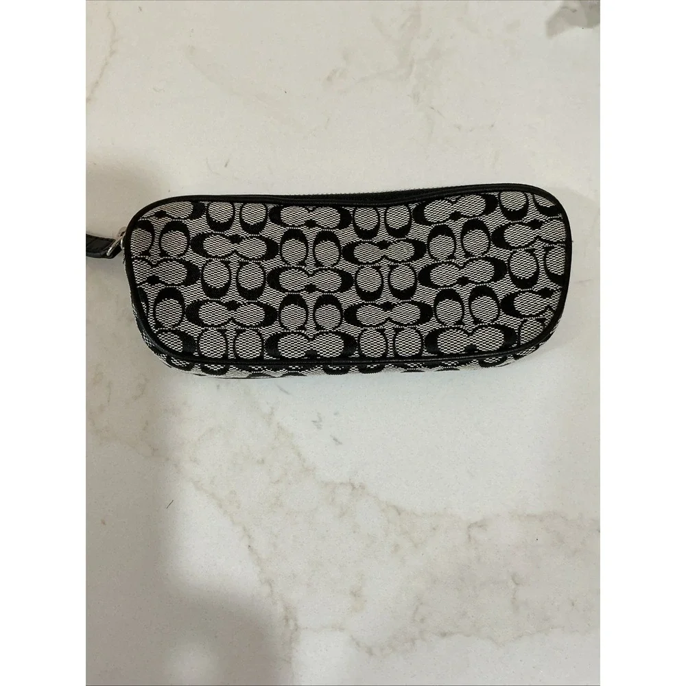 Coach Black Jacquard Vintage Soft Zipper Glasses Case